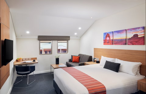 Country Comfort Perth - Accommodation Directory 1