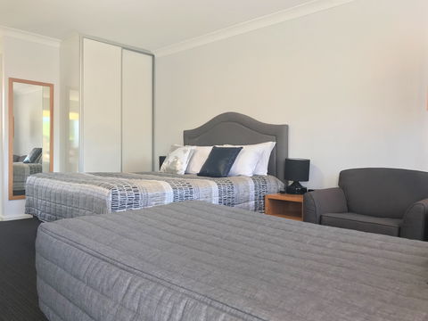 Culburra Beach Motel - Accommodation Directory 7