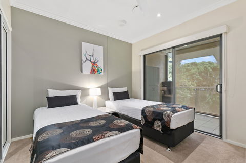 Eden By The Bay - Accommodation Directory 4