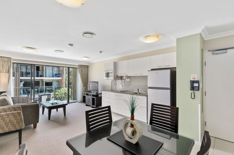 Eden By The Bay - Accommodation Directory 6