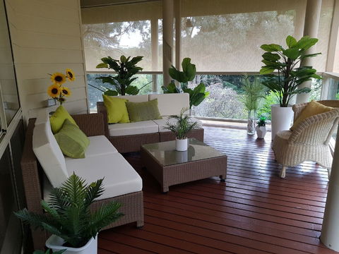 Ellie's Hide-Away At Malua Bay - Accommodation Directory 1