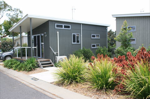Fingal Bay Holiday Park - Accommodation Directory 2