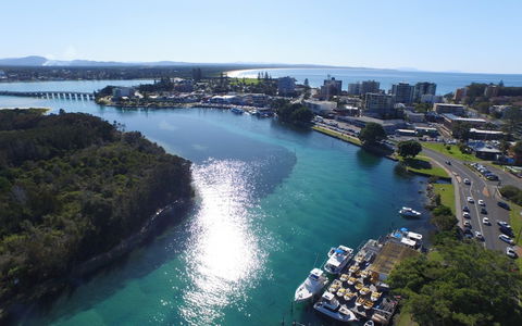 Forster Houseboat Hire - Accommodation Directory 0