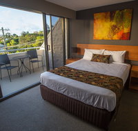 Gladstone Reef Hotel - Accommodation Directory