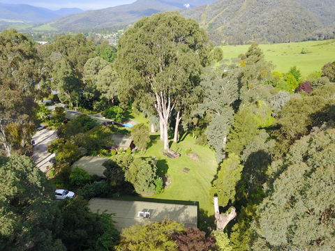 Kiewa Country Cottages - Accommodation Directory 0