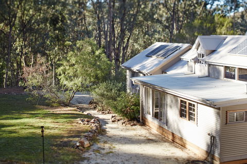 King Valley Lodge - Accommodation Directory 0