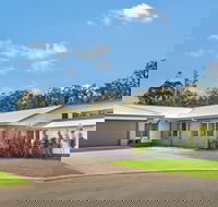 Lakeside Lodge Lake Cathie - Accommodation Directory