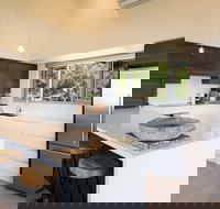 Lilys at Hyams Jervis Bay - Accommodation Directory