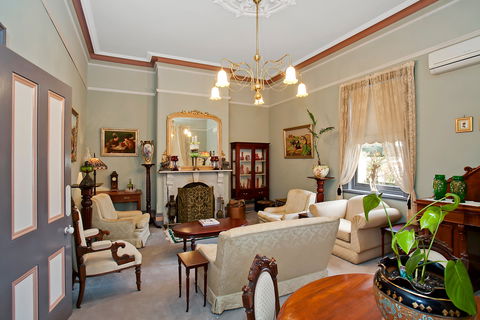 Merton Manor Exclusive Bed & Breakfast - Accommodation Directory 6