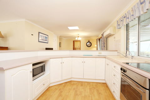 Moonta Bay Accommodation - Accommodation Directory 3