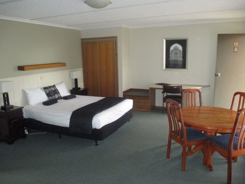 Motel Warrnambool - Accommodation Directory 9