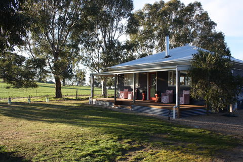 Rabbiters Hut - Accommodation Directory 0