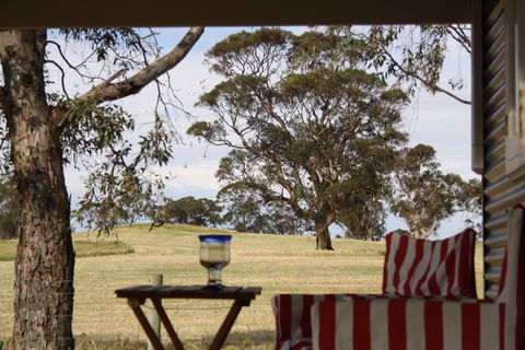 Rabbiters Hut - Accommodation Directory 2