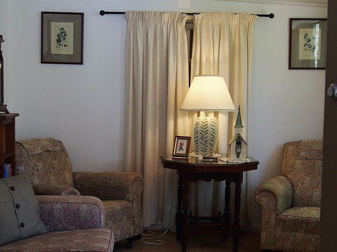 Settlers Cottage - Accommodation Directory 2