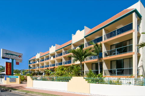 Shelly Bay Resort - Accommodation Directory 0