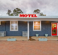 The Platypus Accommodation and Cafe - Accommodation Directory