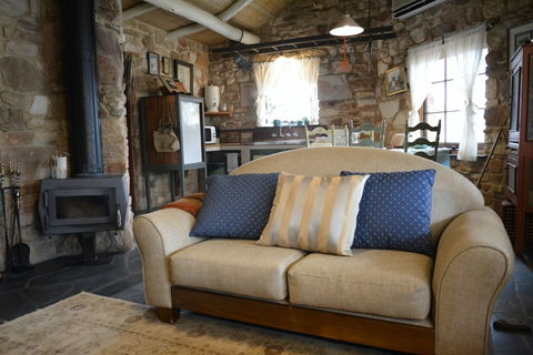 Trestrail Cottage - Accommodation Directory 8