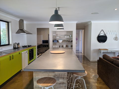 Aloha - Accommodation Directory 2