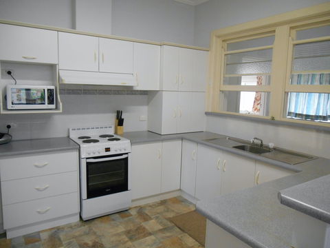 Bayview At Stansbury - Accommodation Directory 1