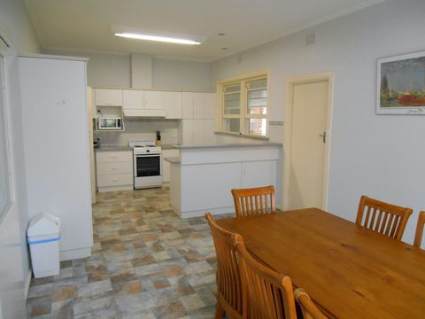 Bayview At Stansbury - Accommodation Directory 2
