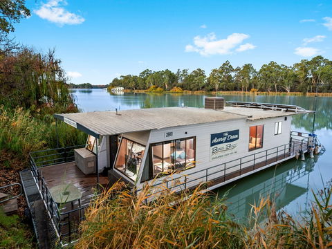 Boats And Bedzzz - The Murray Dream Self-contained Moored Houseboat - Accommodation Directory 1