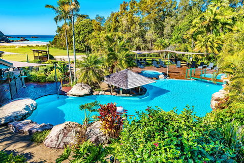 BreakFree Aanuka Beach Resort - Accommodation Directory 0