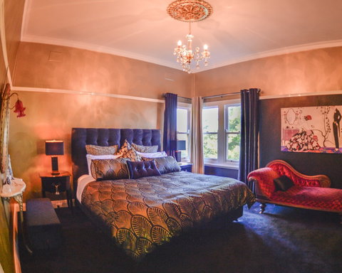 Chatelaine Valley Views - Accommodation Directory 2