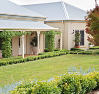 Loloma's at White Rock - Accommodation Directory