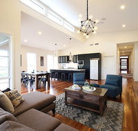 Lomandra Retreat - Accommodation Directory