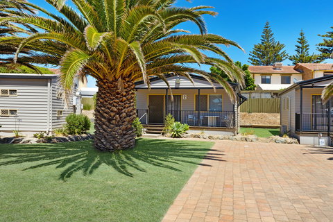 Moana Beach Tourist Park - Accommodation Directory 1
