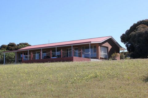 Rupert's Retreat - Accommodation Directory 0