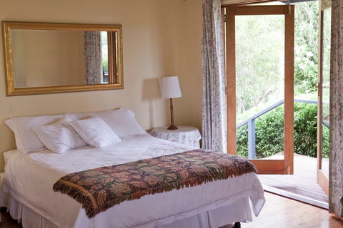 Silos Estate - Accommodation Directory 2