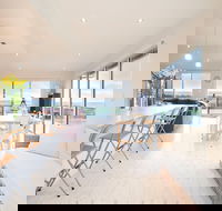 The Lookout - Accommodation Directory