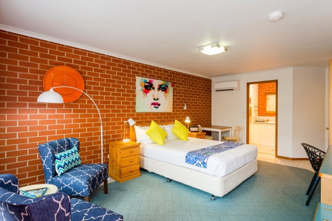 Yackandandah Motor Inn - Accommodation Directory 1