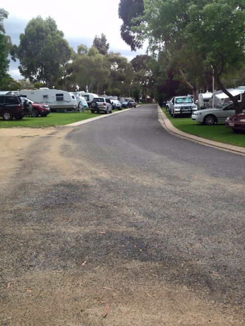 Young Caravan Tourist Park - Accommodation Directory 2