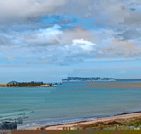 Absolute - Hayward Court Victor Harbor - Accommodation Directory