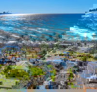 Bujerum Apartments on Burleigh - Accommodation Directory