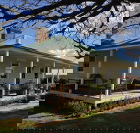 Crookwell Farmhouse - Accommodation Directory