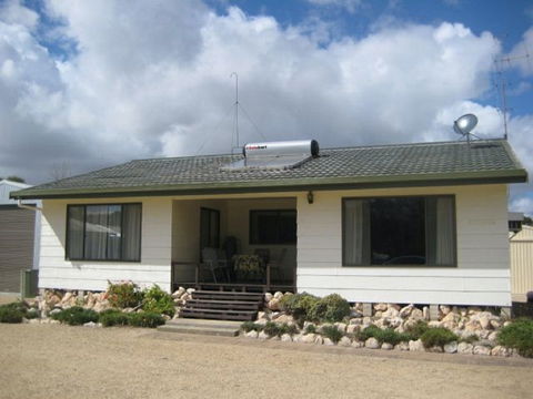 Easto's - Accommodation Directory 0
