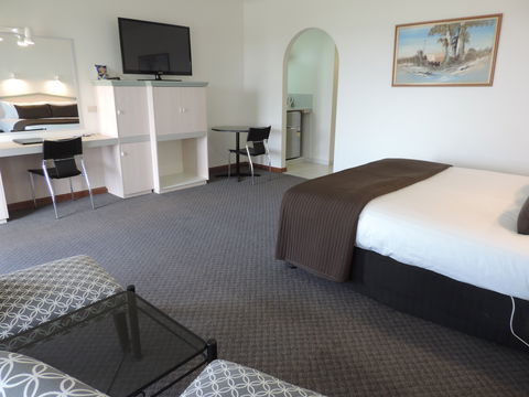 Lakes Resort Mount Gambier - Accommodation Directory 2