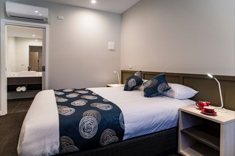 Leumeah Lodge - Accommodation Directory 2