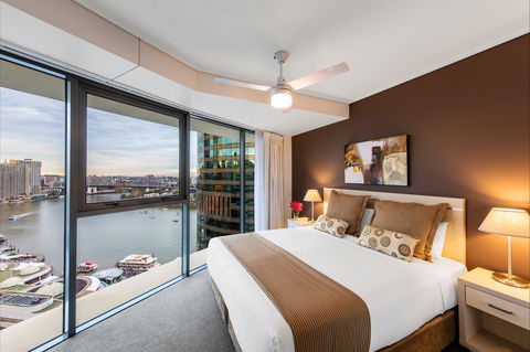 Oaks Brisbane On Felix Suites - Accommodation Directory 0