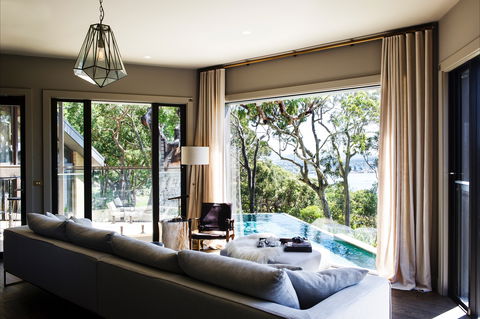 Pretty Beach House - Accommodation Directory 1