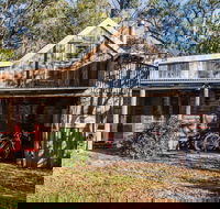 The Boiling Billy Barn - Accommodation Directory