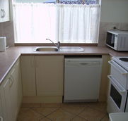 Sunseeker Holiday Units - Accommodation Directory