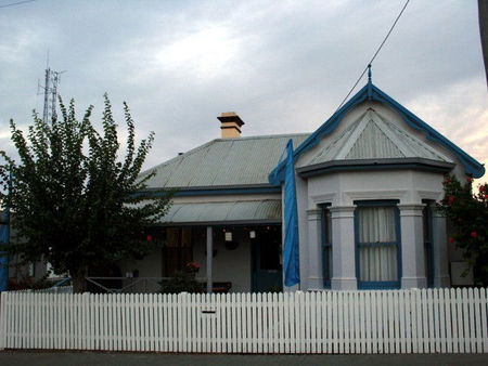 Bayview Backpackers YHA - Accommodation Directory 2