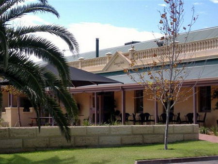 Dongara Hotel Motel - Accommodation Directory 0