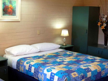 Dongara Hotel Motel - Accommodation Directory 1