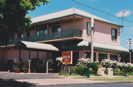New England Motor Inn - Accommodation Directory 2