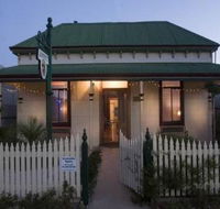 Emaroo Cottages - Accommodation Directory